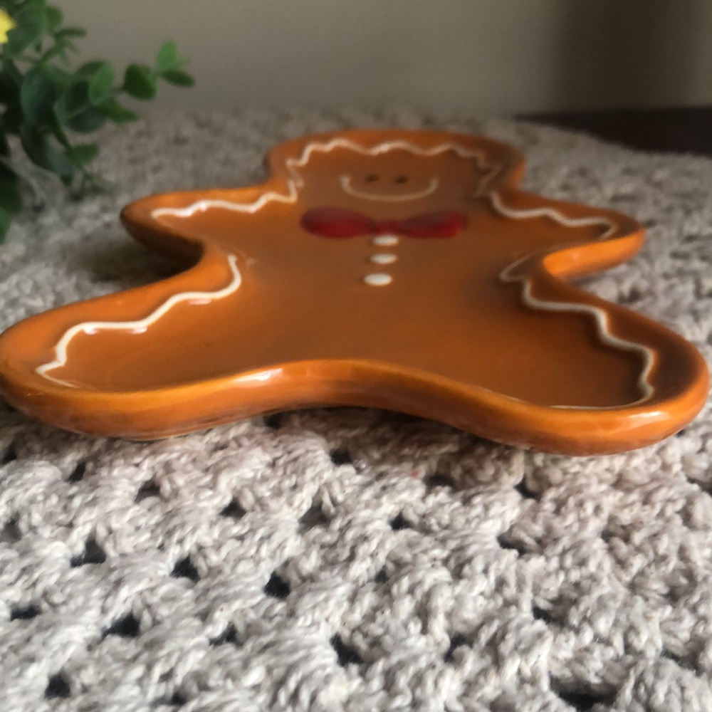 Gingerbread Man Holiday Spoon Rest - Picture 4 of 5